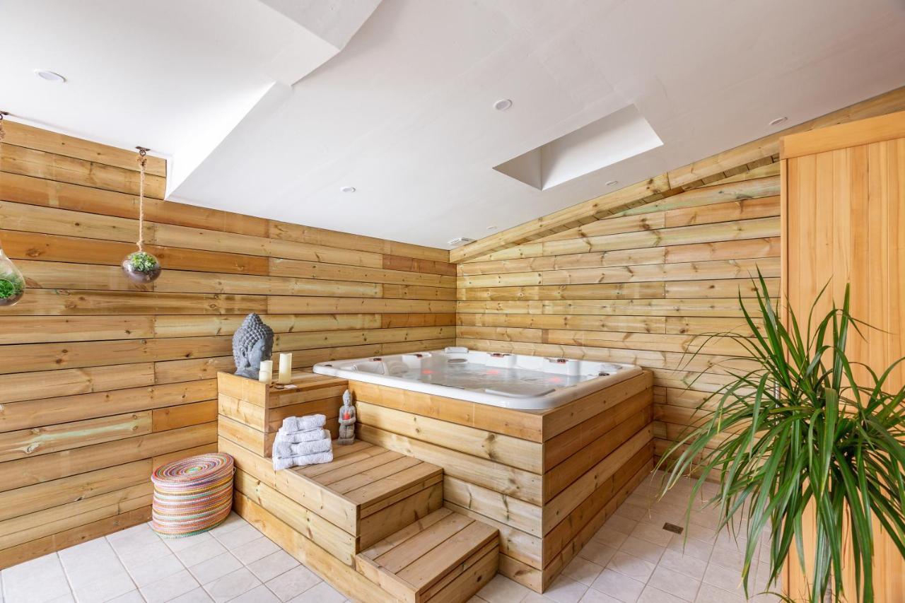 Le Comptoir Des Ecoliers Bed & Breakfast Gemozac Exterior photo